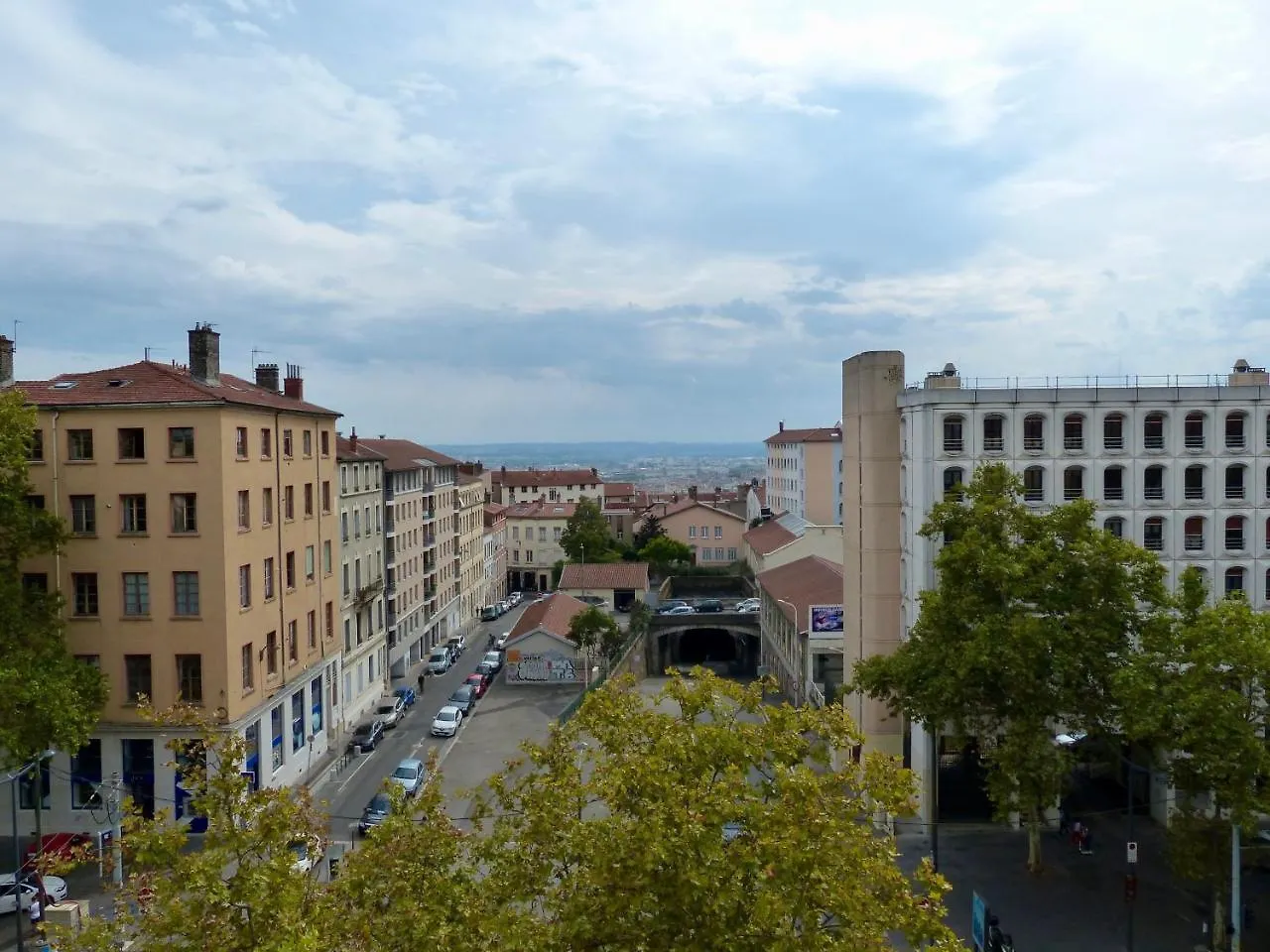 Hotel De La Croix-Rousse 리옹